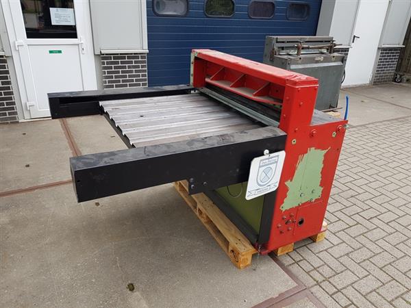 Grote foto jorg compactschaar type 4002e 1050x2mm 400v knipbank plaatschaar doe het zelf en verbouw materialen en producten