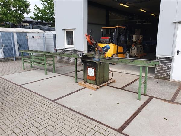 Grote foto bewo bandzaag mod 250 lintzaag gebruikte zaagmachine voor in de werkplaats doe het zelf en verbouw zaagmachines