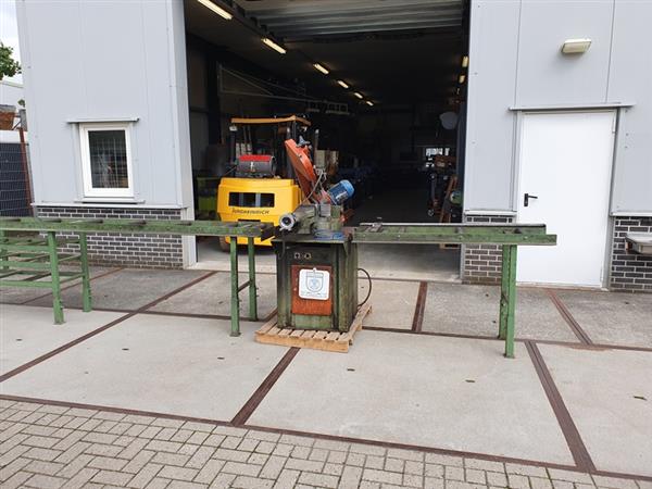 Grote foto bewo bandzaag mod 250 lintzaag gebruikte zaagmachine voor in de werkplaats doe het zelf en verbouw zaagmachines