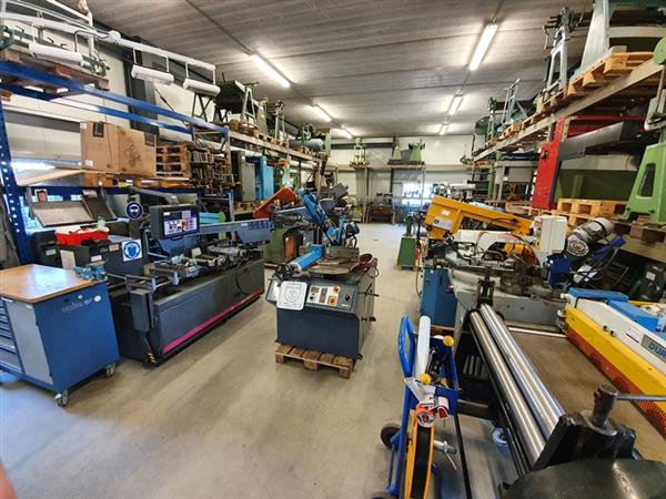 Grote foto pilous arg 240 plus bandzaagmachine halfautomaat lintzaagmachine doe het zelf en verbouw zaagmachines