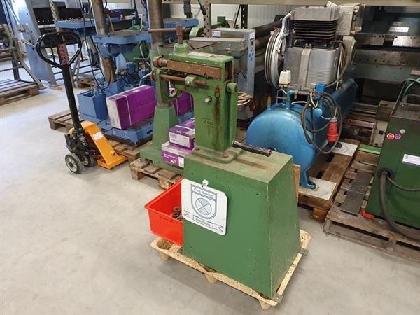 Grote foto voormachine velsmachine kraalmachine jorg 5310 240x1 6mm diversen overige diversen