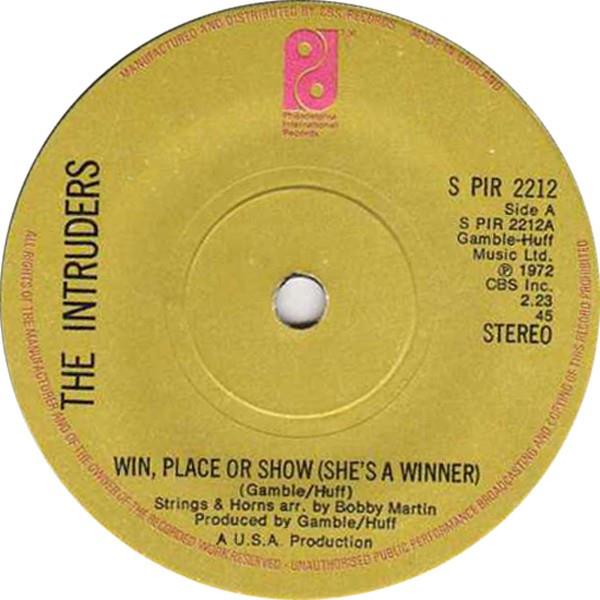 Grote foto the intruders win place or show she a winner muziek en instrumenten platen elpees singles