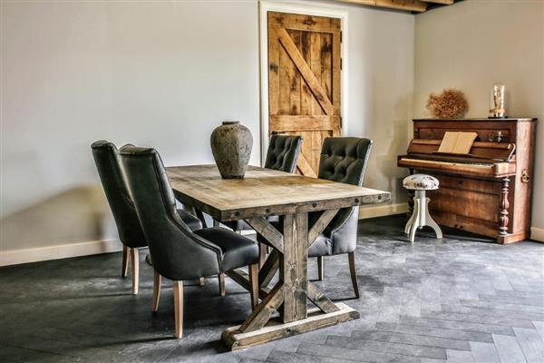 Grote foto prachtige actie luxe massieve kloosterhouten tafel huis en inrichting eettafels