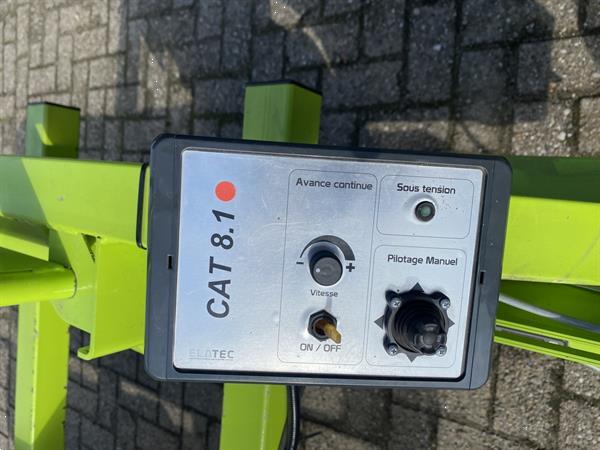 Grote foto wiedbed elektrisch aangedreven agrarisch onkruidbestrijding