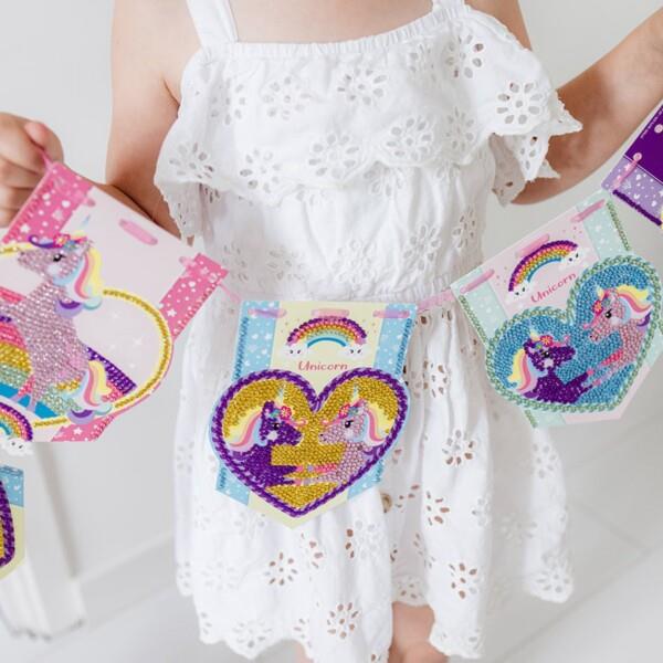 Grote foto totum unicorn knutselkoffer 2 in 1 regenboog armbandjes maken diamond painting knutselen sierade kinderen en baby overige