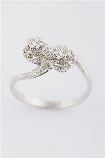 Grote foto wit gouden slag ring met briljant en diamant kleding dames sieraden