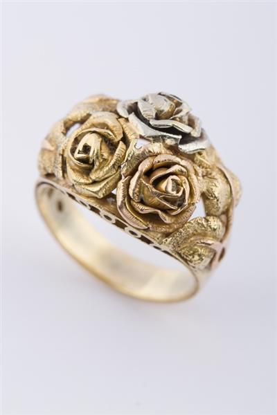 Grote foto gouden ring met roos motieven kleding dames sieraden