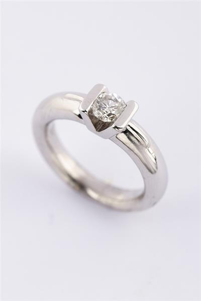Grote foto wit gouden massieve solitair ring met een briljant kleding dames sieraden