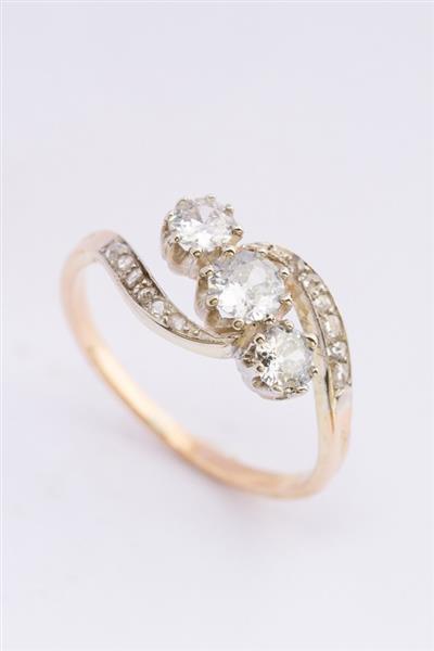 Grote foto antieke gouden slag ring met briljant en diamant kleding dames sieraden