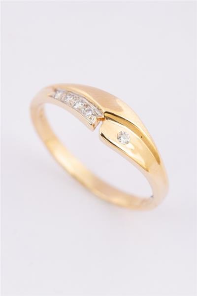 Grote foto gouden ring met 5 briljanten kleding dames sieraden