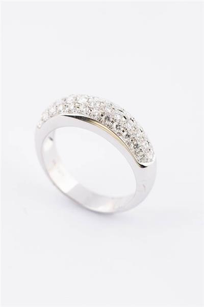 Grote foto wit gouden band ring met briljanten 0.73 ct. kleding dames sieraden