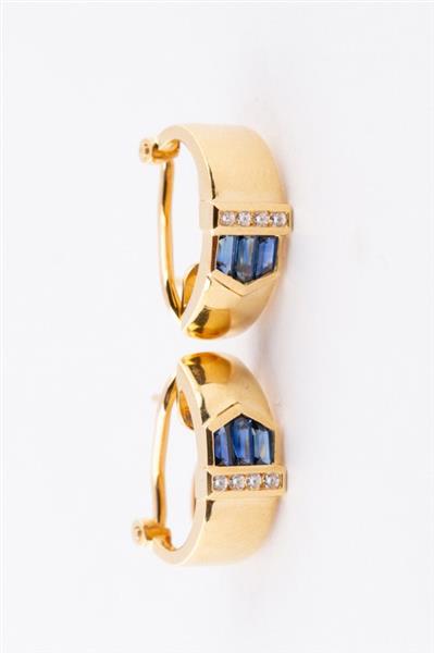 Grote foto gouden oorstekers met briljanten en saffieren kleding dames sieraden