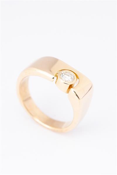 Grote foto massieve gouden heren ring met een briljant kleding dames sieraden