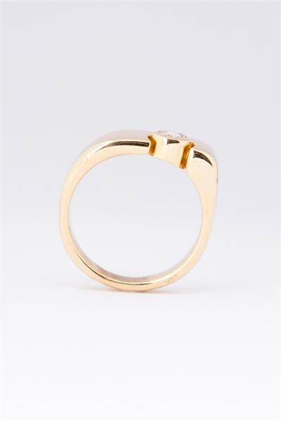 Grote foto massieve gouden heren ring met een briljant kleding dames sieraden