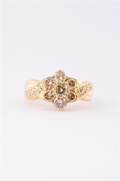 Grote foto gouden entourage ring met briljanten en diamanten kleding dames sieraden