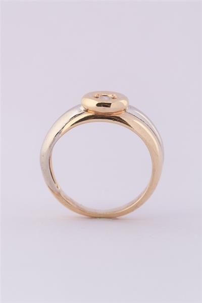 Grote foto wit geel gouden ring met een briljant kleding dames sieraden