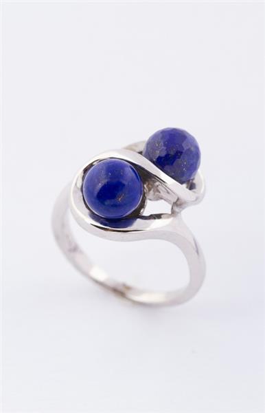 Grote foto wit gouden slag ring met lapis lazuli kleding dames sieraden