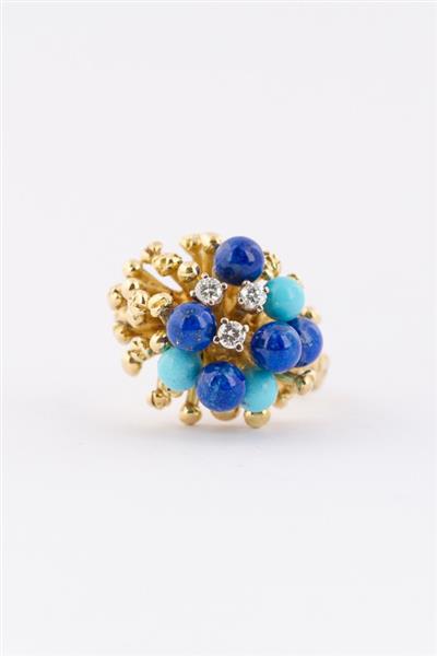 Grote foto gouden ring met lapis lazuli turkoois en briljanten. kleding dames sieraden