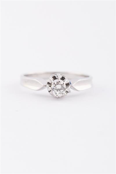 Grote foto wit gouden solitair ring met een briljant van ca. 0.18 ct. kleding dames sieraden