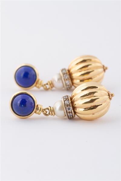 Grote foto gouden oorhangers met in elk een lapis lazuli parel en zirkonia kleding dames sieraden