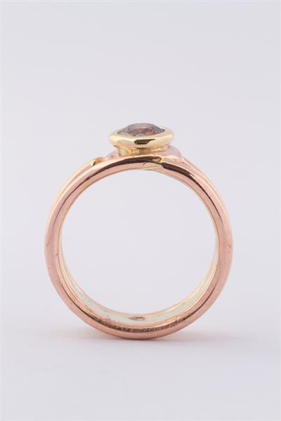 Grote foto ros geel gouden bi color gouden ring met een bruine briljant kleding dames sieraden