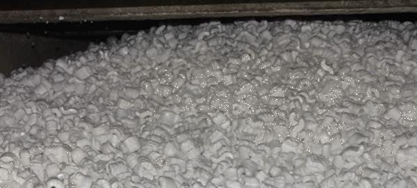 Grote foto vloerisolatie isolatiechips doe het zelf en verbouw isolatie en afdichting