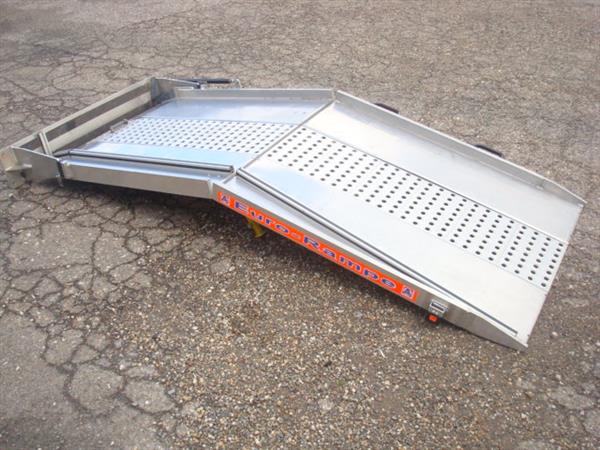 Grote foto oprijplaten oprijplaat invalide scootmobiel auto diversen gereedschap