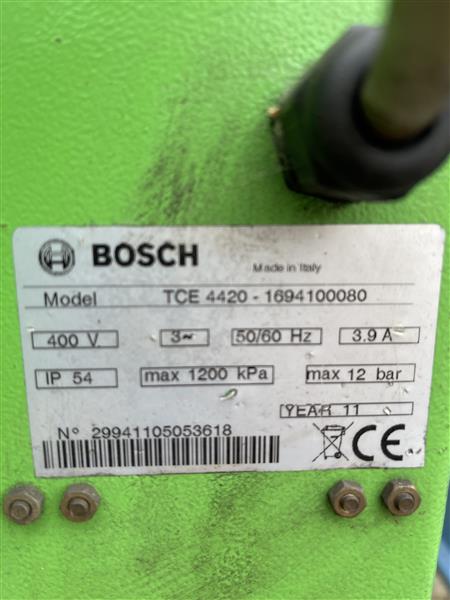 Grote foto banden demonteerapparaat en balanceer apparaat auto diversen gereedschap