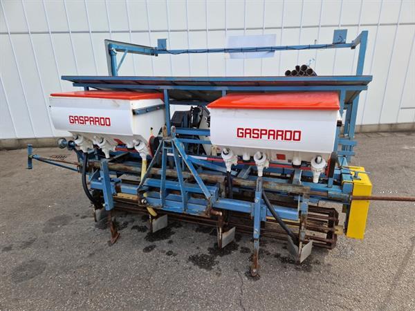 Grote foto perdu 4000 plantmachine agrarisch zaaimachines