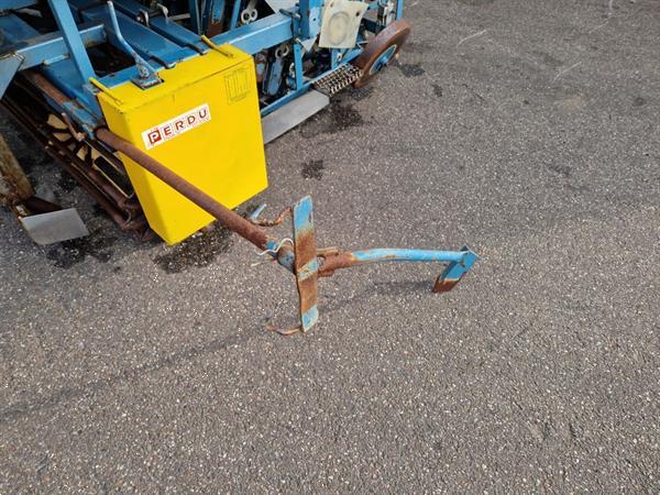 Grote foto perdu 4000 plantmachine agrarisch zaaimachines