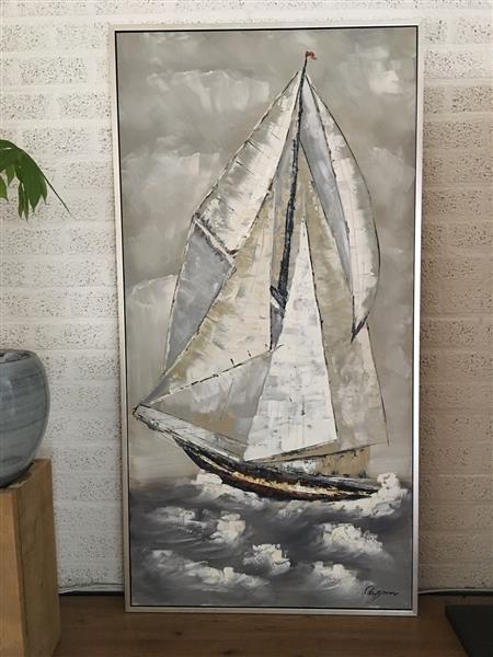 Grote foto prachtig groot olieverf doek van een zeilschip in mooie kleurstelling in alu lijst huis en inrichting woningdecoratie