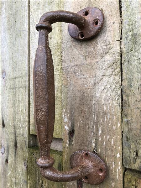 Grote foto deurgreep round base van massief ijzer groot rust bruin gecoat. doe het zelf en verbouw materialen en producten