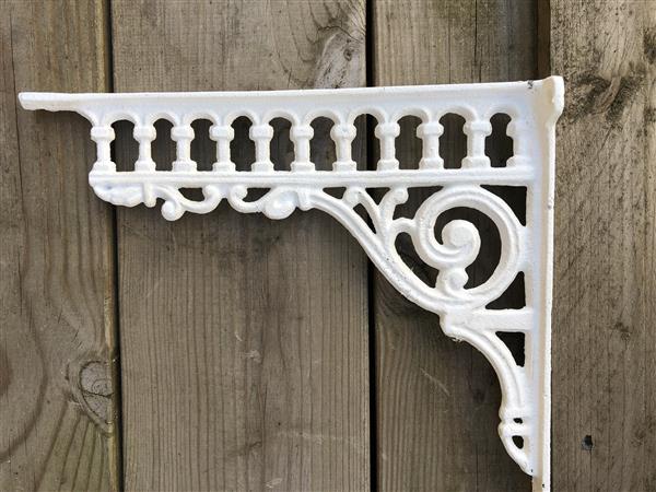 Grote foto 1 antieke strakke hanger gietijzer old white rust. tuin en terras tuindecoratie