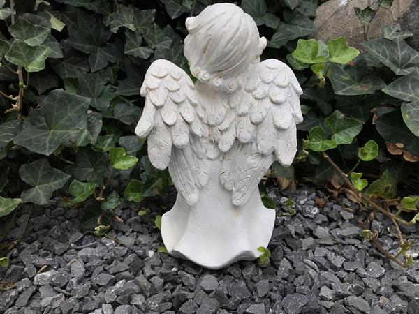 Grote foto engel beeld met kruis gemaakt van polystone tuin en terras tuindecoratie