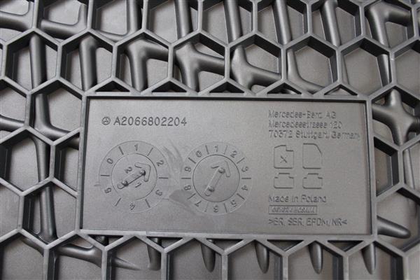 Grote foto origineel rubber mattenset mercedes c w206 2021 2023 demo auto onderdelen overige auto onderdelen