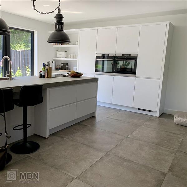 Grote foto vloertegels betonlook taupe 80x80 cm 1 28m doe het zelf en verbouw tegels