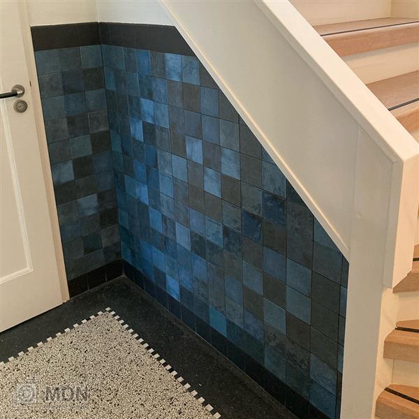 Grote foto handvorm tegels met schakering 10x10 zellige azul oscuro blauw 1 08m doe het zelf en verbouw tegels