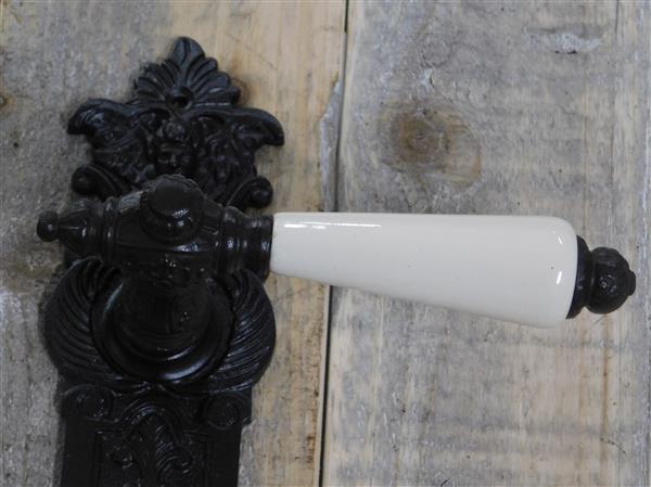 Grote foto deurset deurknop met nippon porseleinen handvat in cr me wit 1 2 belli deurknop backplates enge doe het zelf en verbouw materialen en producten