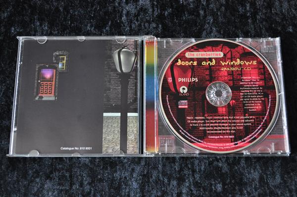 Grote foto the cranberries doors and windows philips cdi video cd spelcomputers games overige games