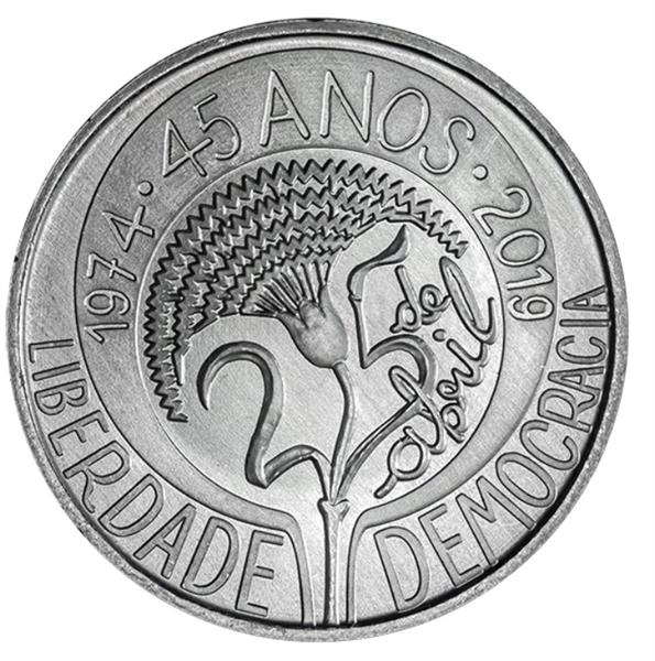 Grote foto portugal 5 euro 2019 45 jaar anjerrevolutie verzamelen munten overige