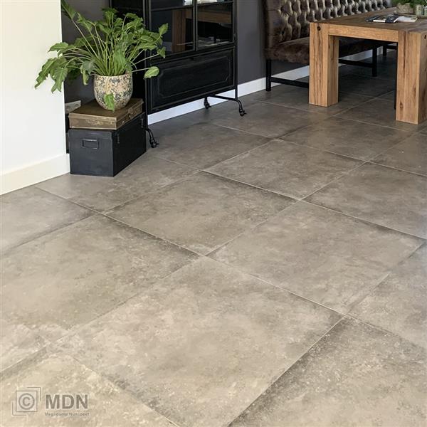 Grote foto vloertegels betonlook taupe 80x80 cm 1 28m doe het zelf en verbouw tegels