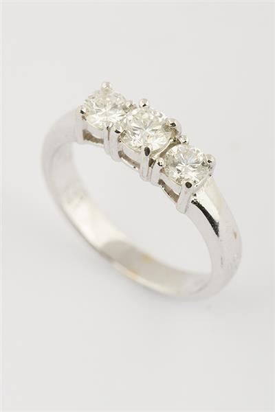 Grote foto wit gouden rij ring met 3 briljanten sieraden tassen en uiterlijk ringen voor haar