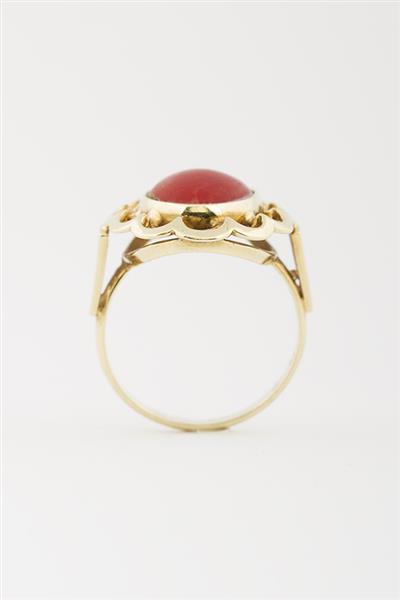 Grote foto gouden ring met bloedkoraal sieraden tassen en uiterlijk ringen voor haar