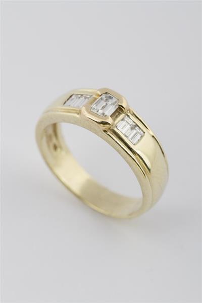 Grote foto gouden rij ring met diamanten sieraden tassen en uiterlijk ringen voor haar