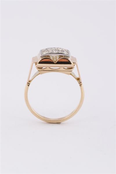 Grote foto gouden d mod retro ring met briljanten sieraden tassen en uiterlijk ringen voor haar
