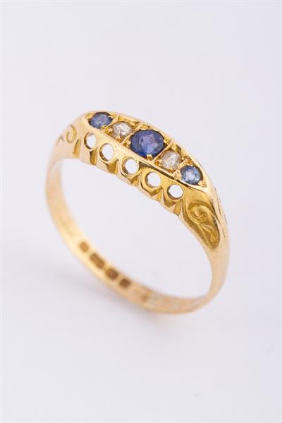 Grote foto antieke gouden victoriaanse rijring met saffier en diamant sieraden tassen en uiterlijk ringen voor haar