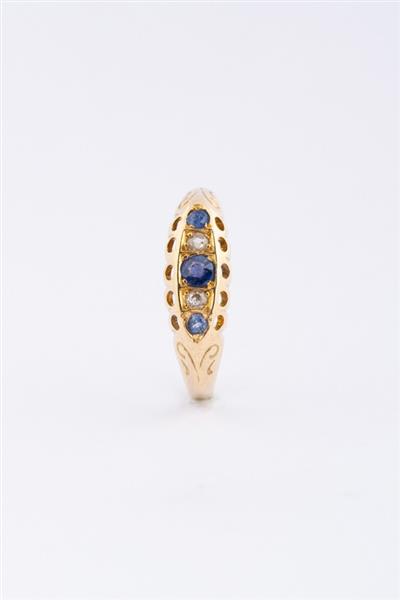 Grote foto antieke gouden victoriaanse rijring met saffier en diamant sieraden tassen en uiterlijk ringen voor haar