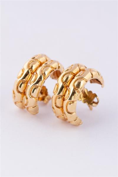 Grote foto gouden bewerkte oorringen sieraden tassen en uiterlijk oorbellen