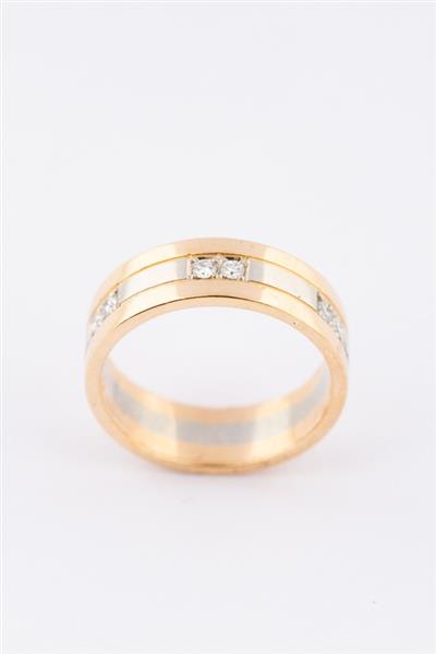 Grote foto wit geel gouden ring met briljanten sieraden tassen en uiterlijk ringen voor haar