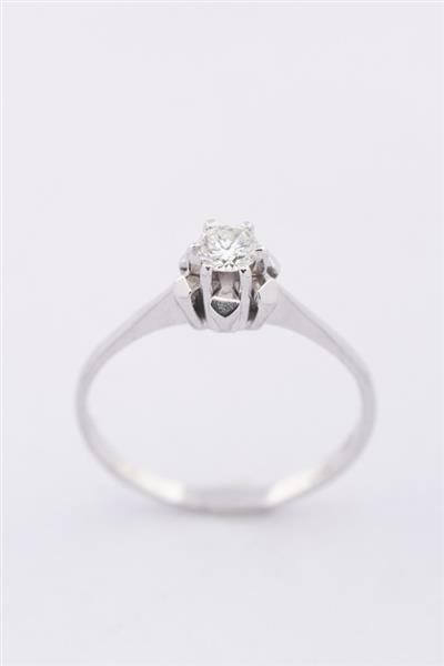 Grote foto wit gouden solitair ring sieraden tassen en uiterlijk ringen voor haar
